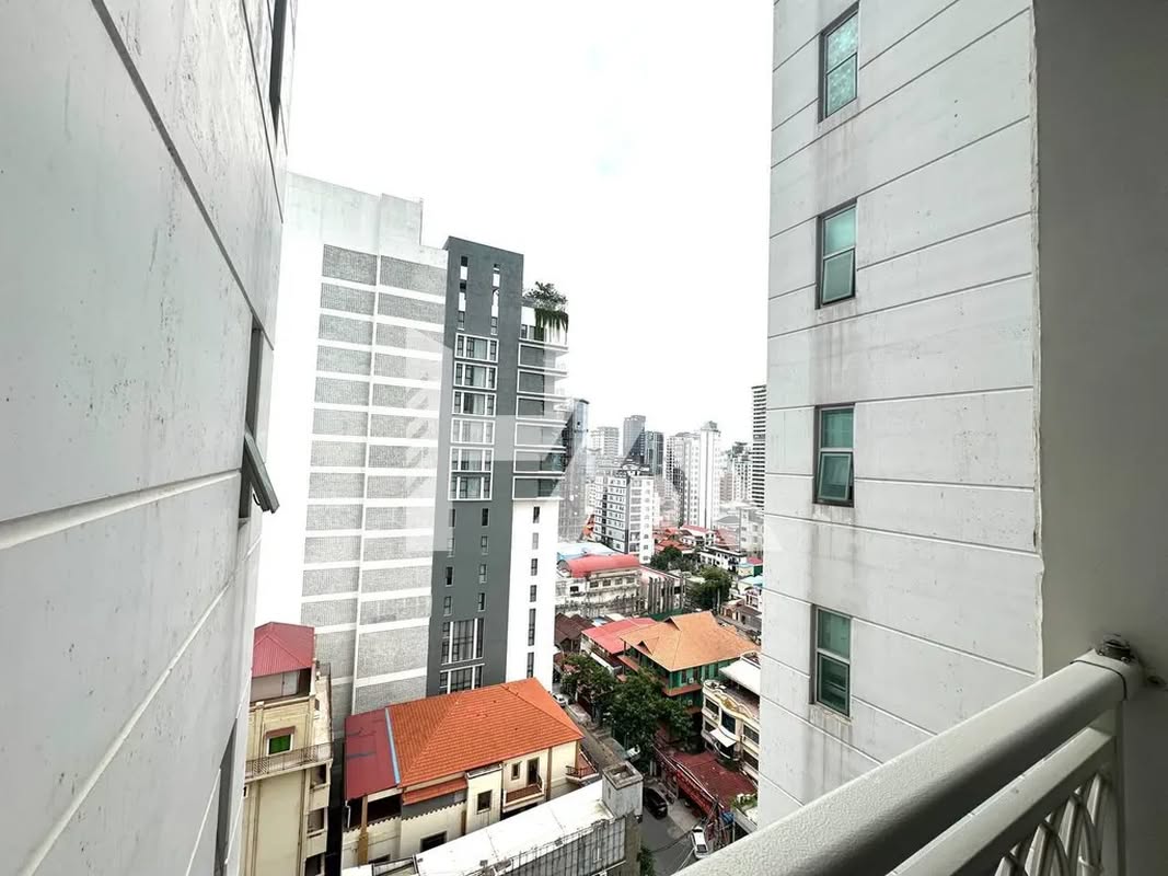 1 bed + 1 bath | Condo for Rent in BKK 1