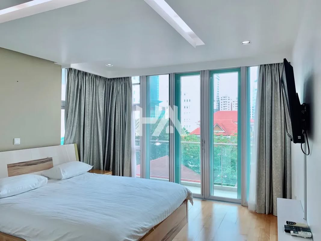 2 bed + 2 bath | Condo for Sale in BKK 1