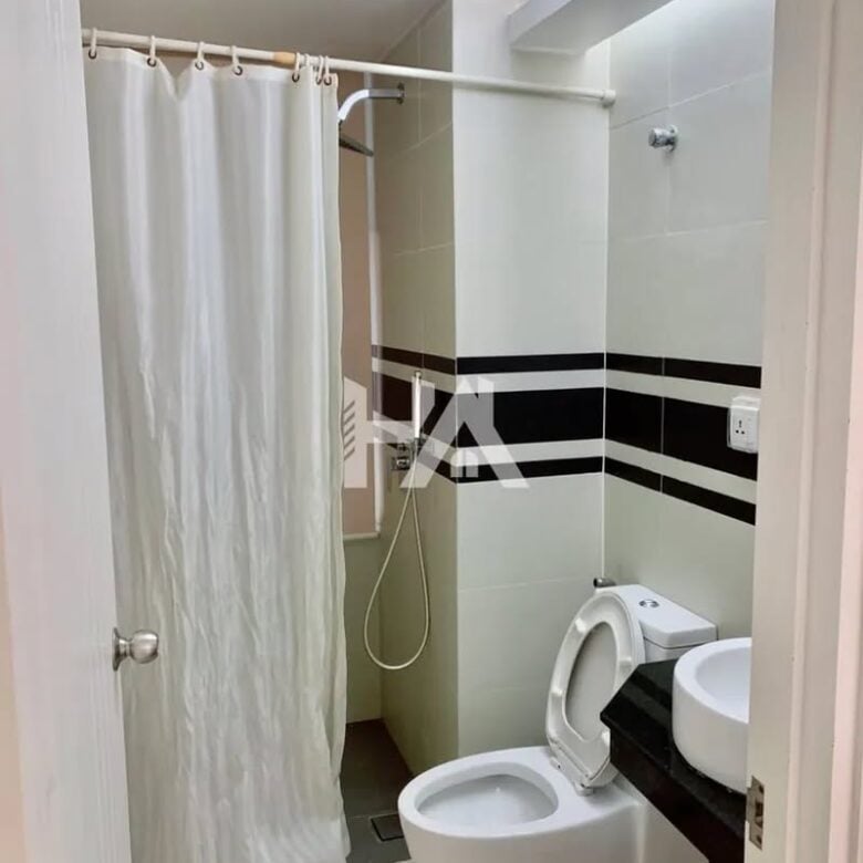 2 bed + 2 bath | Condo for Sale in BKK 1