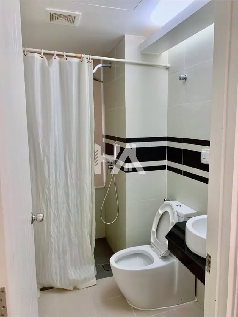 2 bed + 2 bath | Condo for Sale in BKK 1