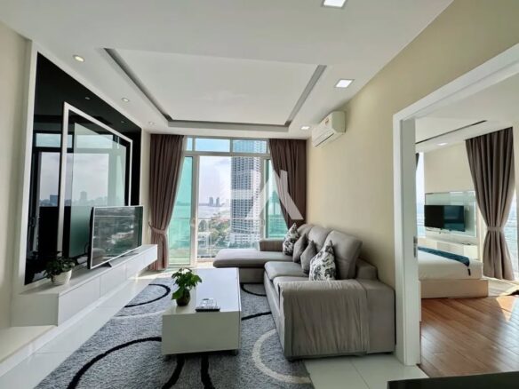 2 bed + 2 bath | Condo for Sale in Chroy Changvar