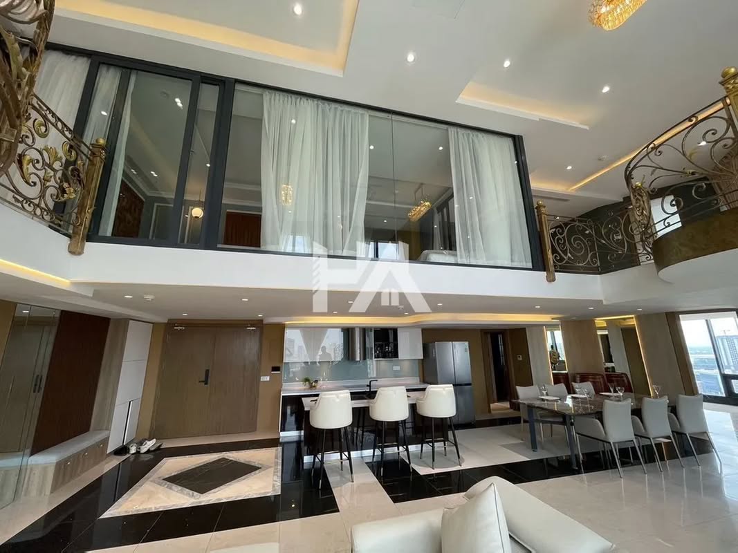 4 Bed + 4 Bath Duplex | Penthouse for Sale in Tonle Bassac