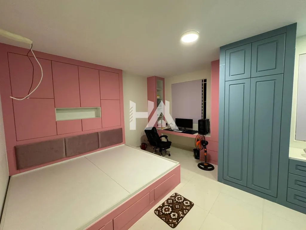 5 bed + 6 bath | Villa for Sale in Borey Peng Huoth