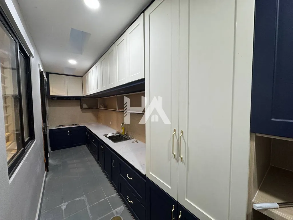 5 bed + 6 bath | Villa for Sale in Borey Peng Huoth