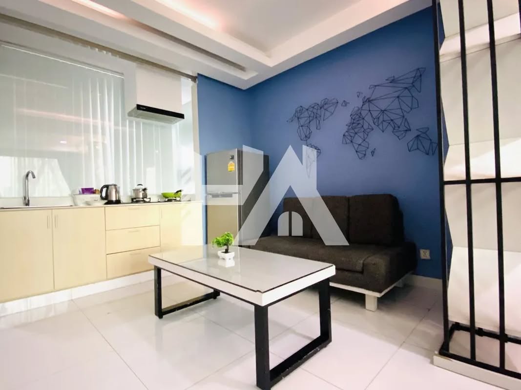 1 bed + 1 bath Studio | Condo for Rent in Russian Market