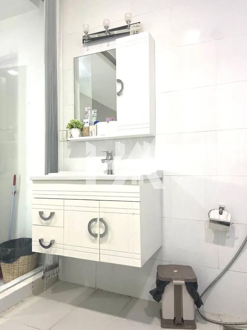 1 bed + 1 bath Studio | Condo for Rent in Russian Market