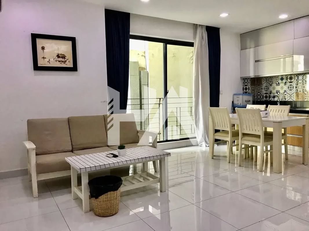 2 bed + 2 bath | Condo for Rent in Russian Market
