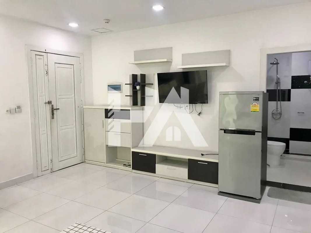 2 bed + 2 bath | Condo for Rent in Russian Market