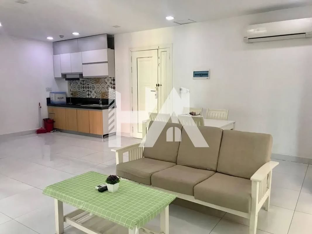 2 bed + 2 bath | Condo for Rent in Russian Market