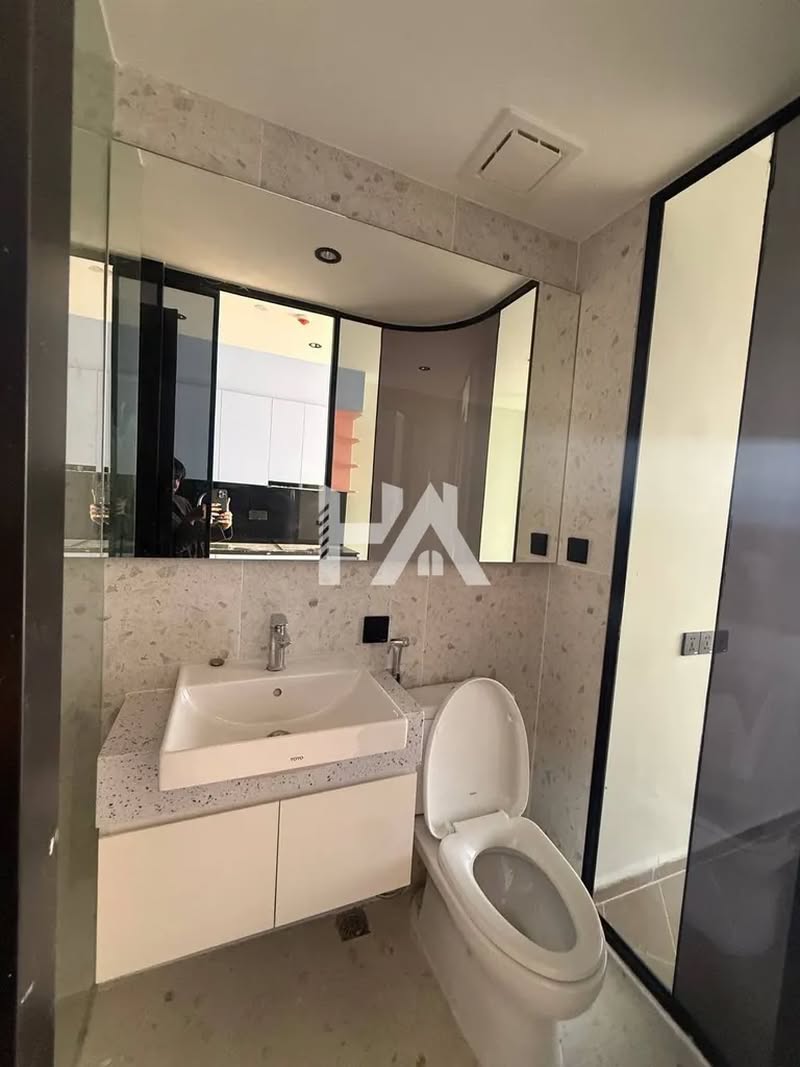 1 bed + 1 bath | Condo for Sale in BKK 1