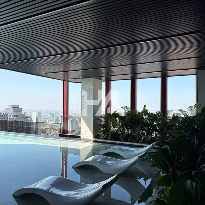 1 bed + 1 bath | Condo for Sale in BKK 1