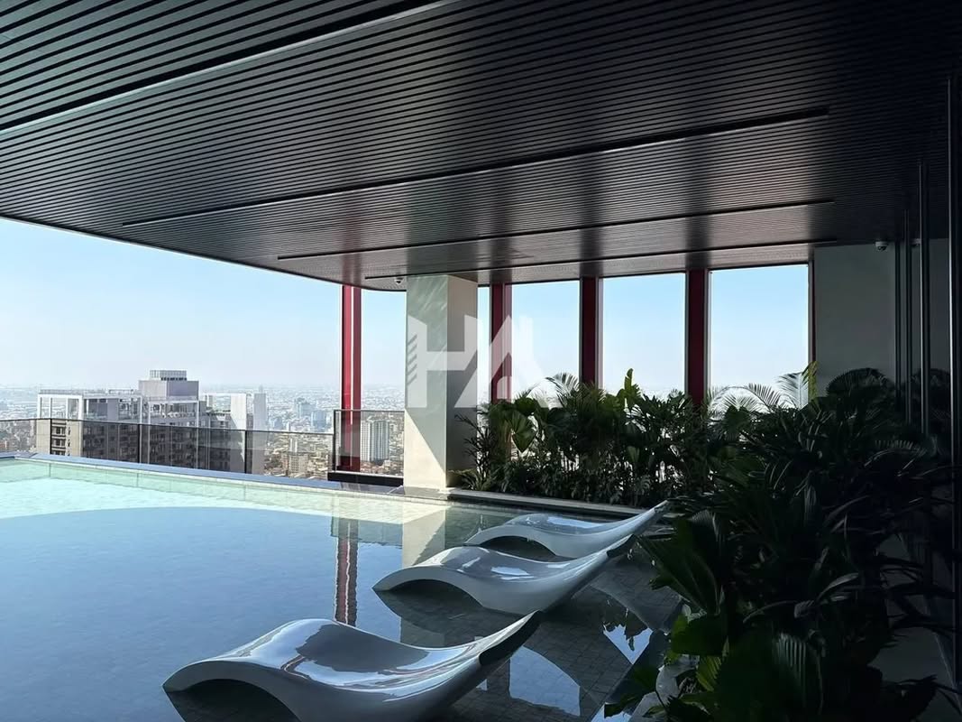 1 bed + 1 bath | Condo for Sale in BKK 1