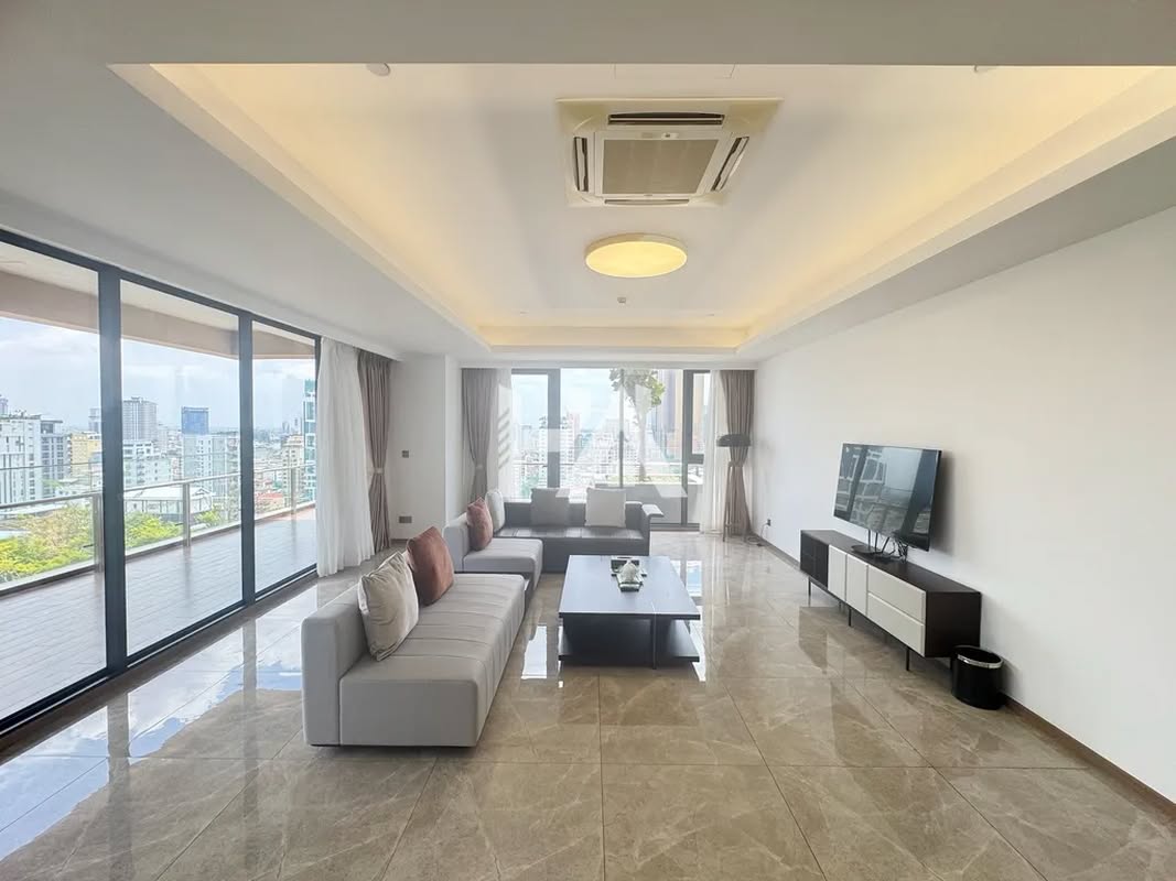Sky Villa