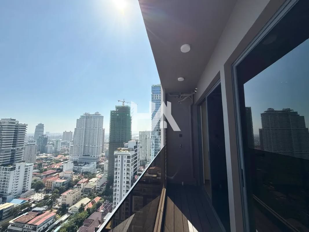 1 Bed + 1 Bath | Condo for Sale in BKK 1