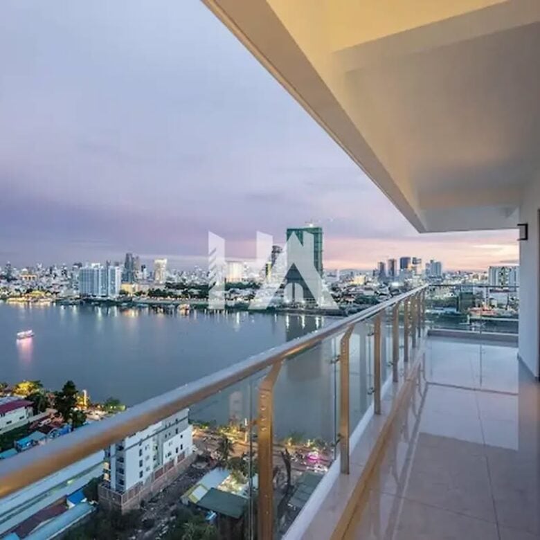 Wealth Mansion