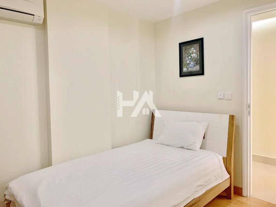 2 bed + 2 bath | Condo for Rent in BKK 1