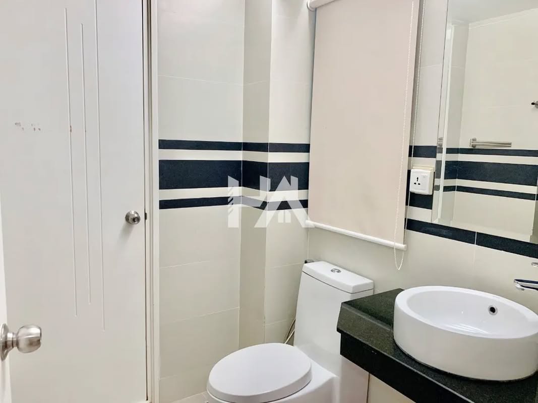 2 bed + 2 bath | Condo for Rent in BKK 1