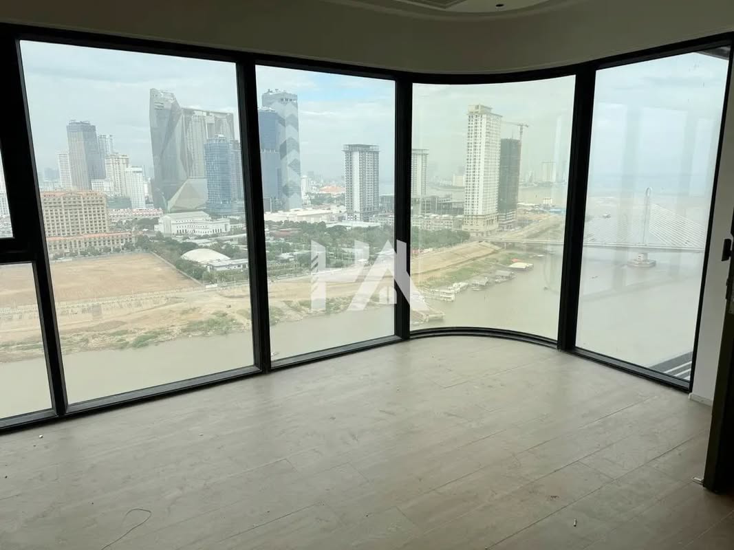 3 bed + 2 bath | Condo for Sale in Koh Norea