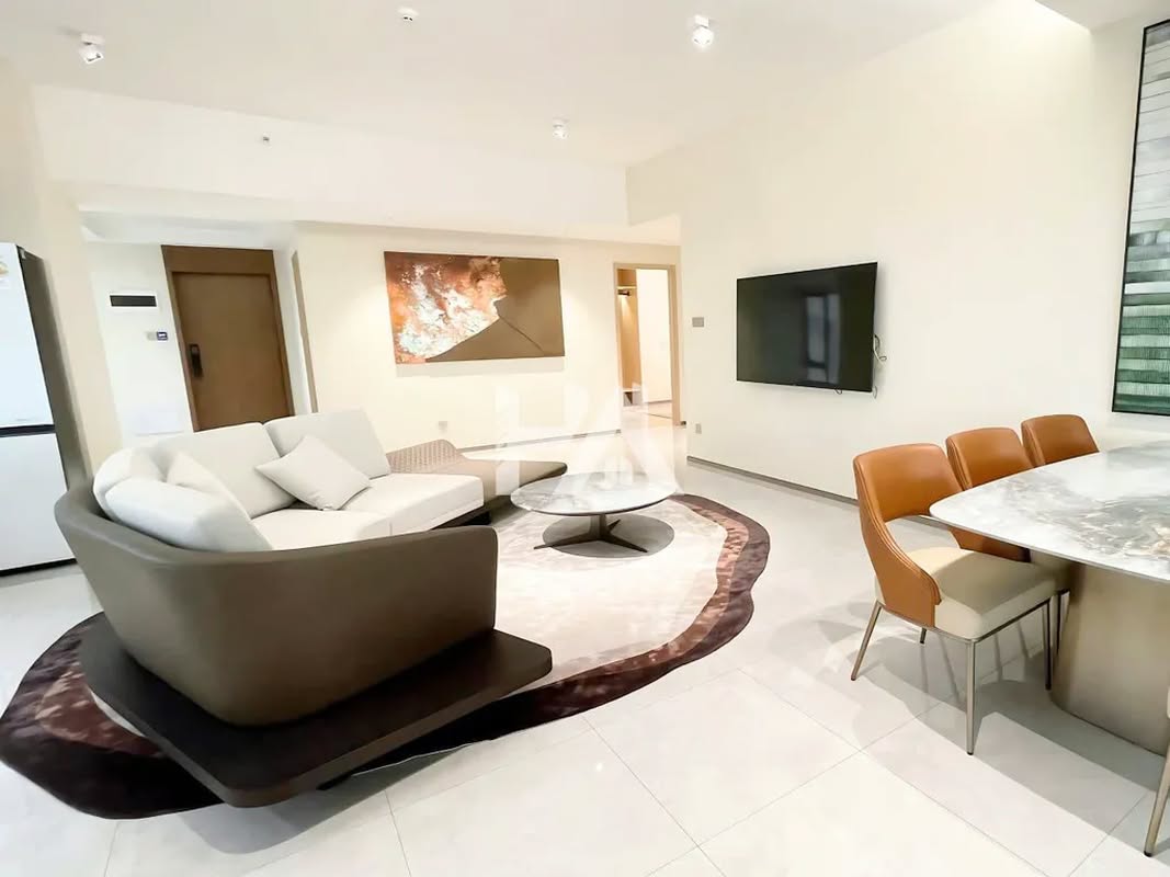 3 bed + 3 bath | Condo for Rent in BKK 1
