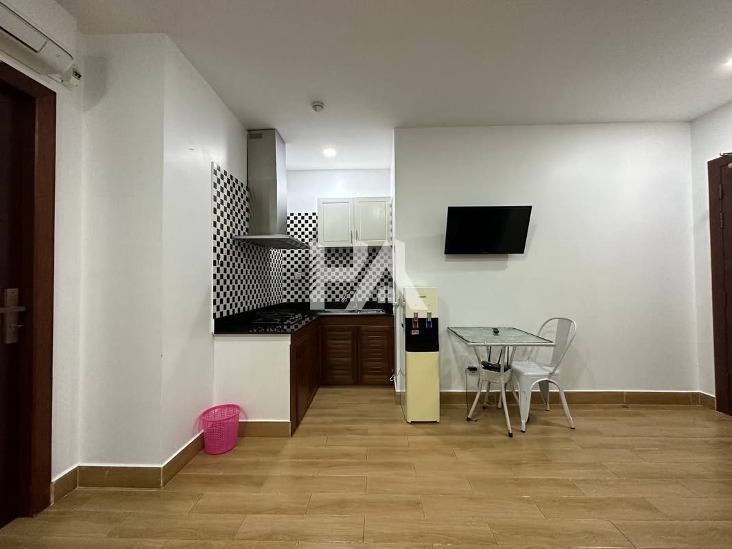 1 bed + 1 bath | Apartment for Rent in Tonle Bassac