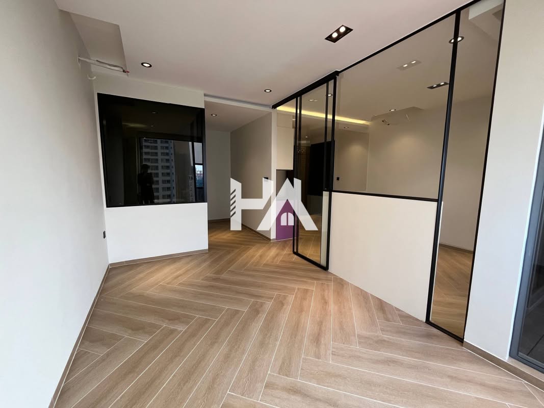 1 bed + 1 bath | Condo for Sale in BKK 1