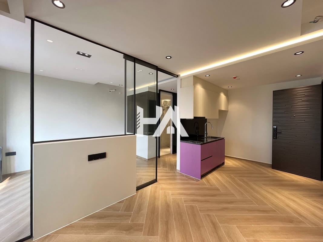 1 bed + 1 bath | Condo for Sale in BKK 1