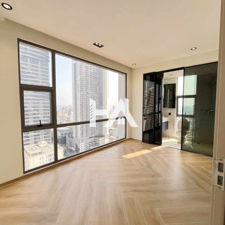 2 bed + 2 bath | Condo for Sale in BKK 1