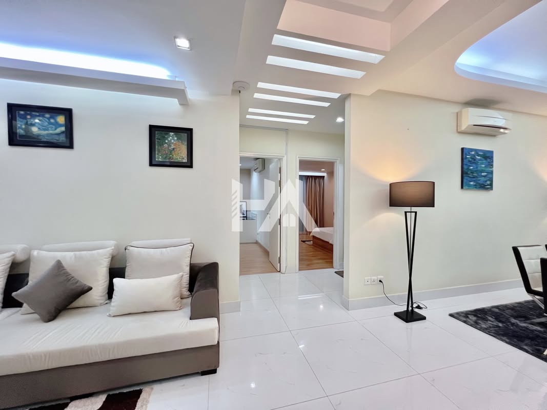 3 bed + 3 bath | Condo for Rent in BKK 1