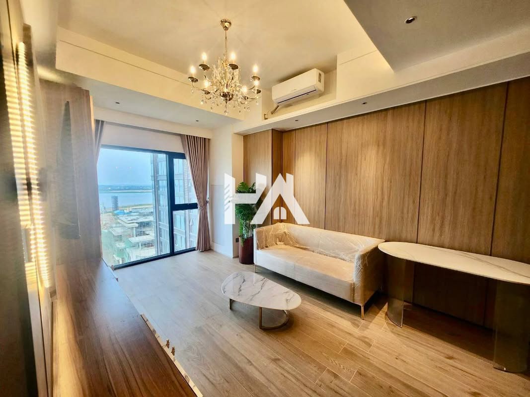 4 bed + 3 bath | Condo for Sale in Koh Norea