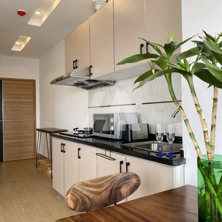 1 bed + 1 bath | Condo for Sale in Olympic
