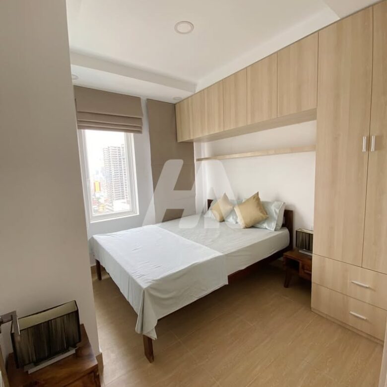 1 bed + 1 bath | Condo for Sale in Olympic